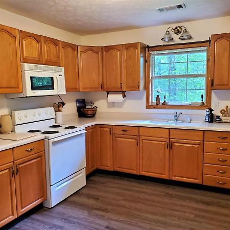 Ridge Retreat At Hearthstone Cabins And Camping - Pet Friendly Helen Extérieur photo